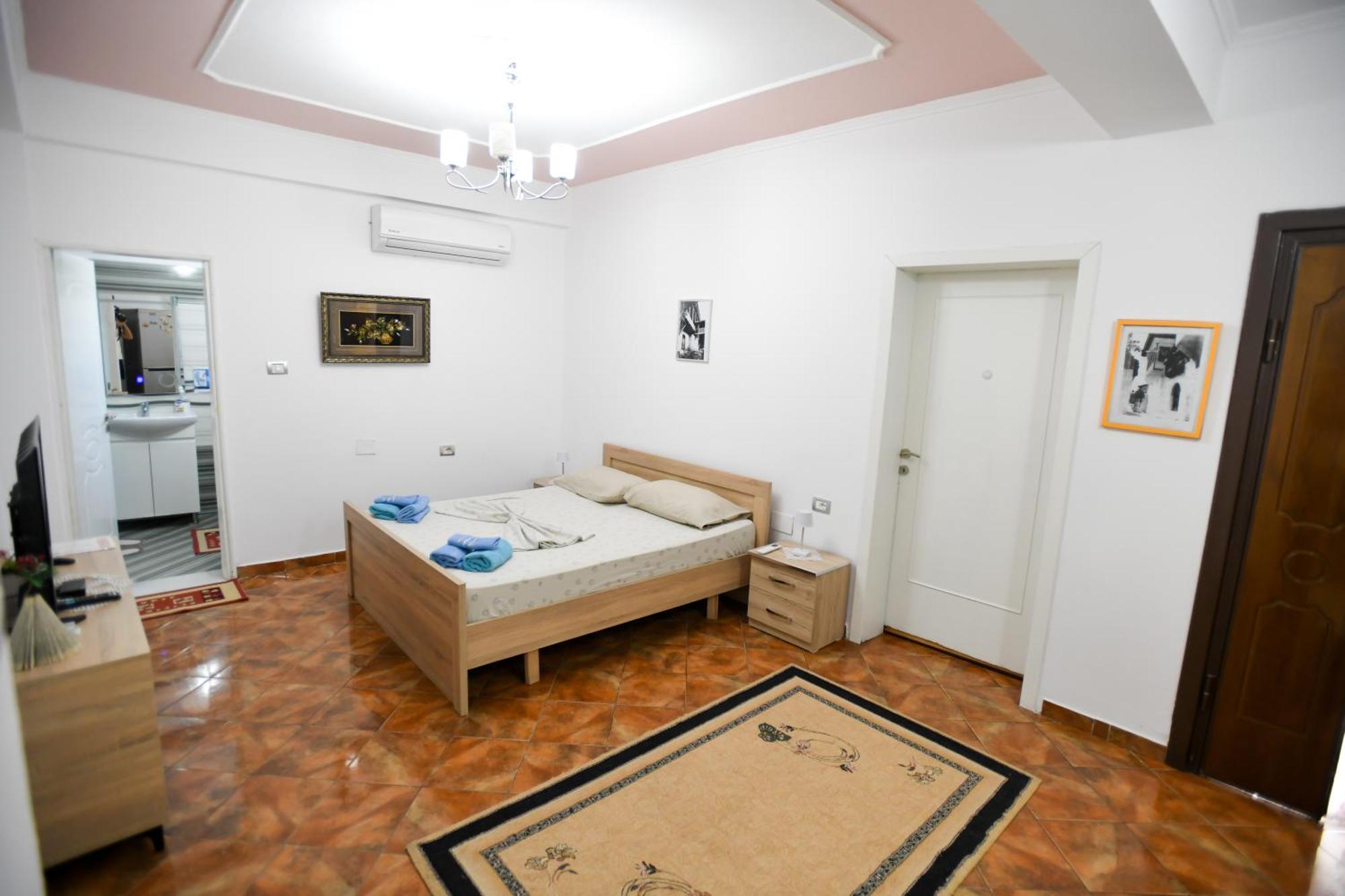 Guest House Flowers Berat Ngoại thất bức ảnh