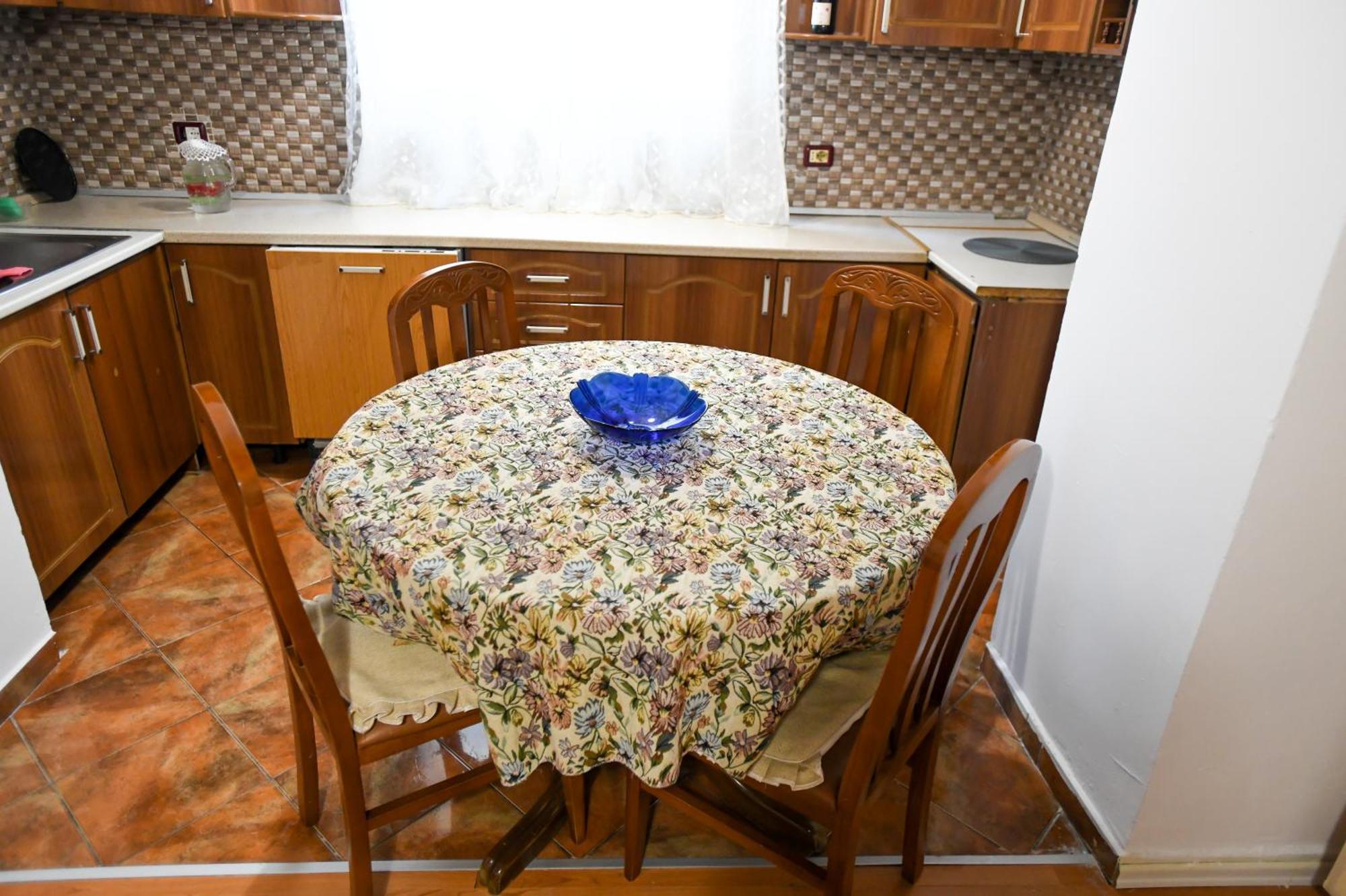 Guest House Flowers Berat Ngoại thất bức ảnh